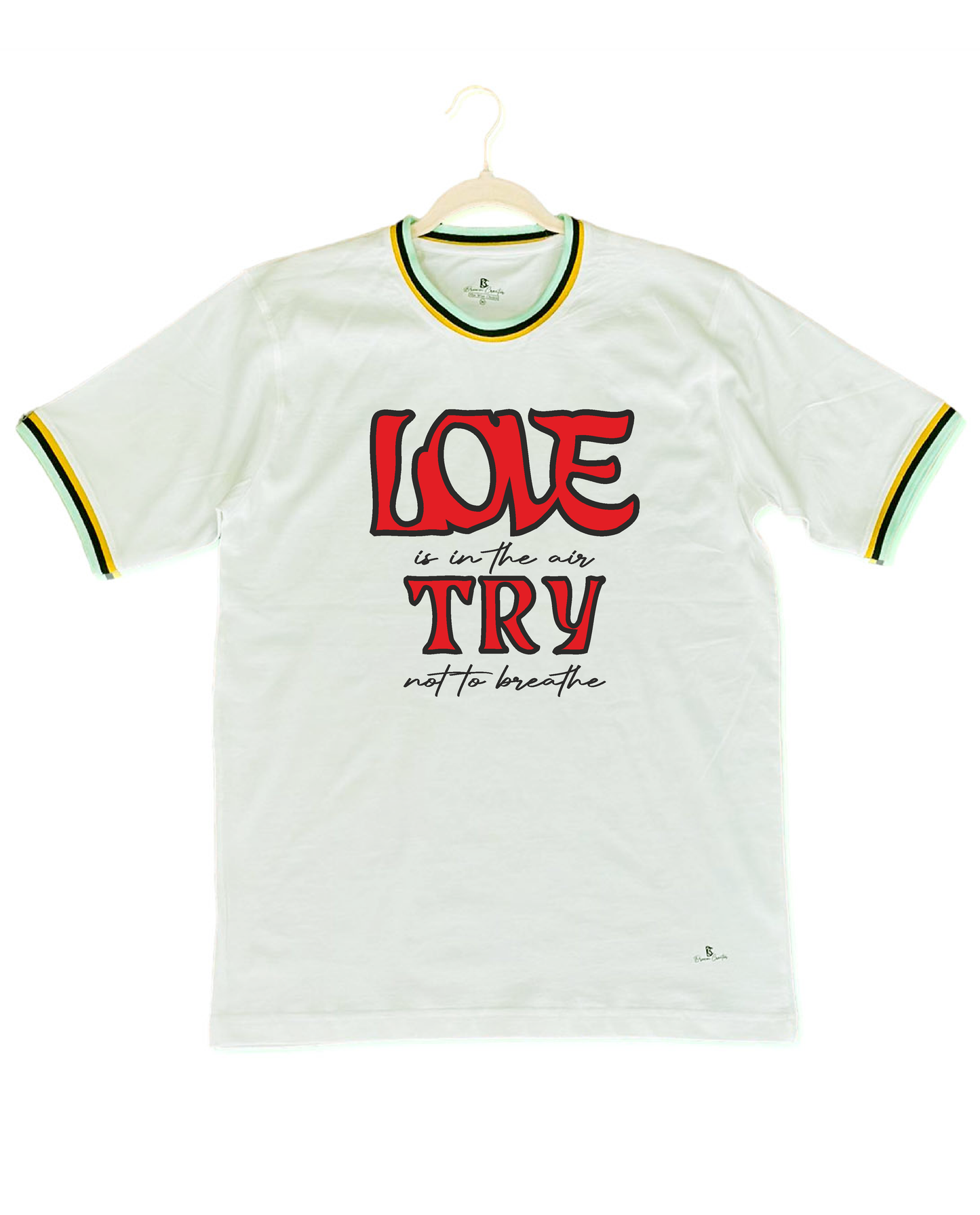 Love is in the Air - Valentine T-shirt